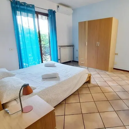 Il Vecchio Kiwi - House With Private Garden Semesterbostad