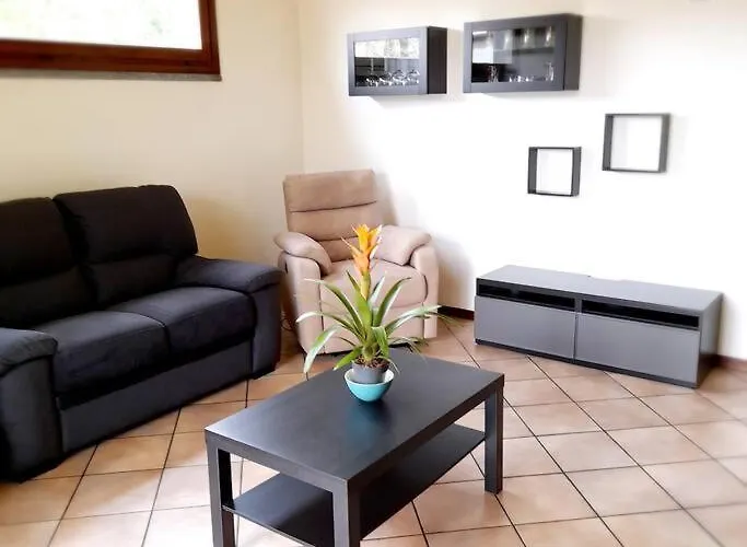 בית נופש Il Vecchio Kiwi - House With Private Garden